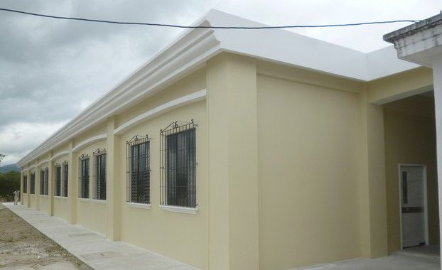 Izabal: Ampliarán Hospital Distrital Colonia Santa Bárbara