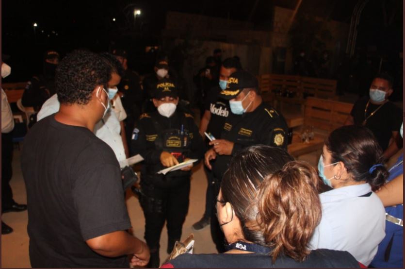 Policía Nacional Civil ha sorprendido a 125 personas durante operativos de ley seca