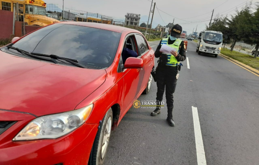 Departamento de Tránsito de la PNC arranca campaña Conductor Responsable