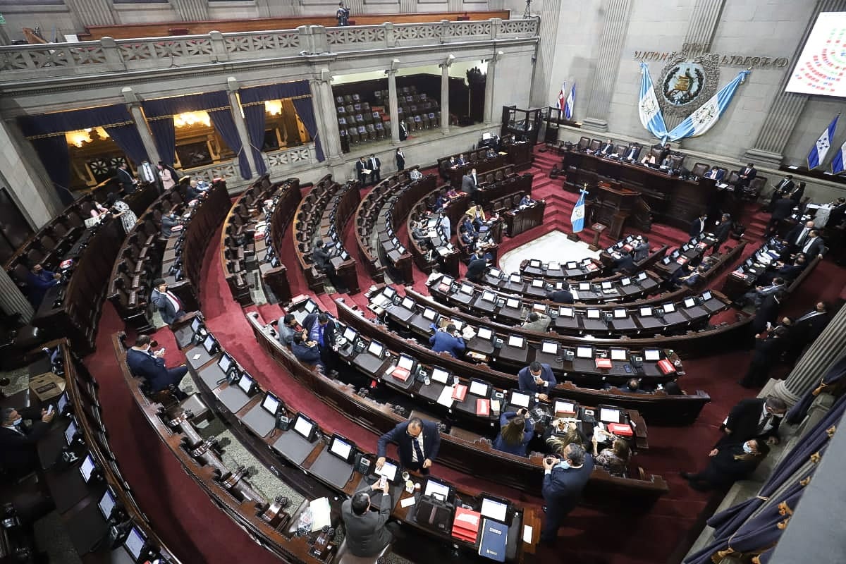 Congreso aprueba Ley para la Simplificación de Requisitos y Trámites Administrativos