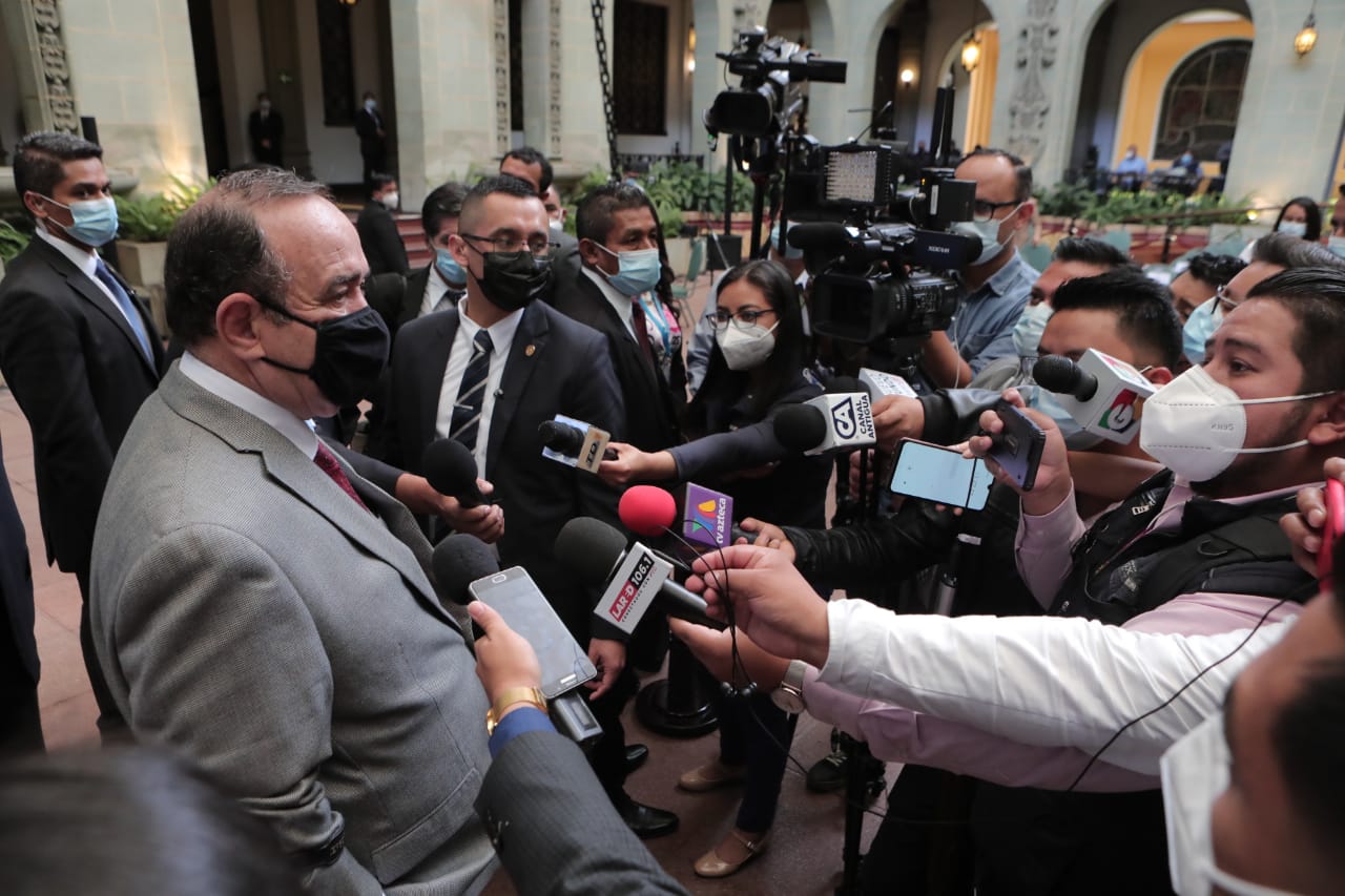 Ejecutivo continúa análisis de las reformas a la Ley de Contrataciones del Estado
