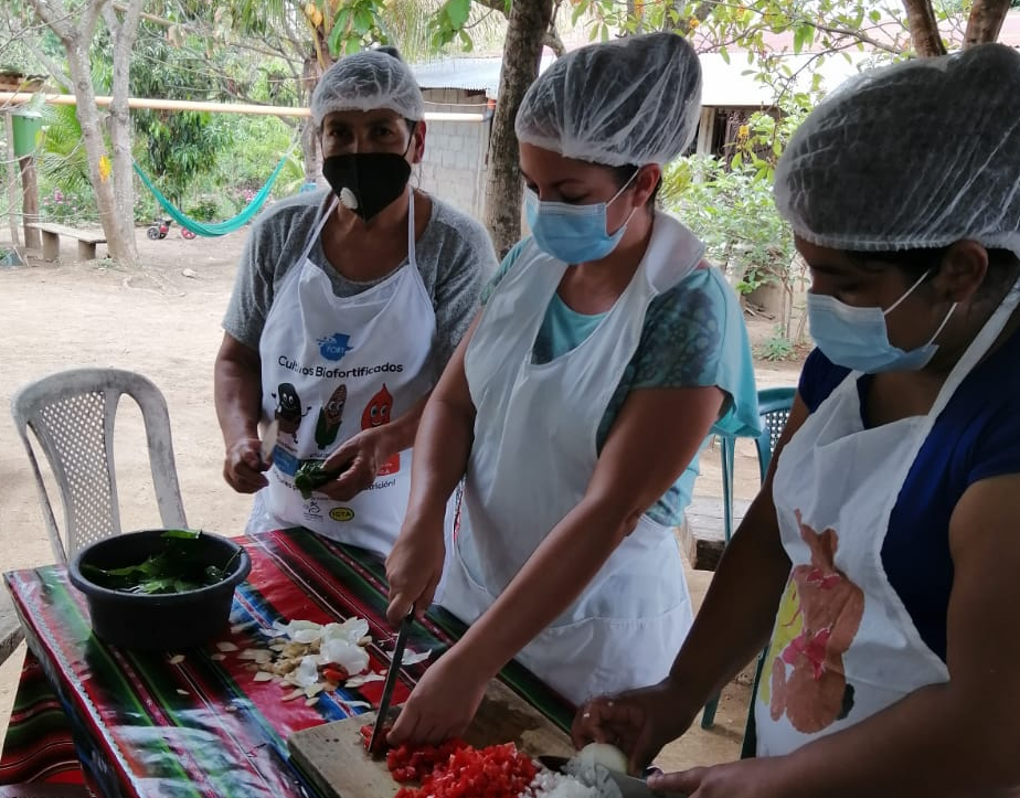 Programa Hogar Rural contribuye a la seguridad alimentaria en Chiquimula