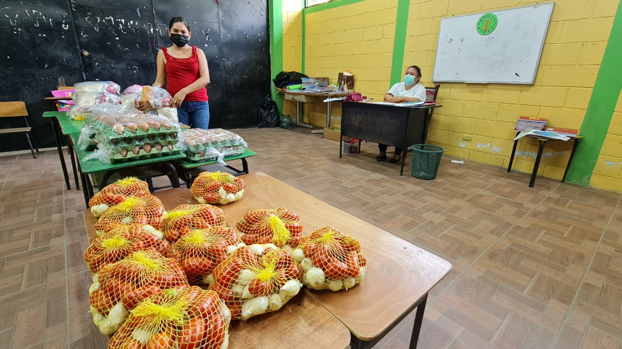 Concluye tercera entrega de alimentación escolar en Zacapa
