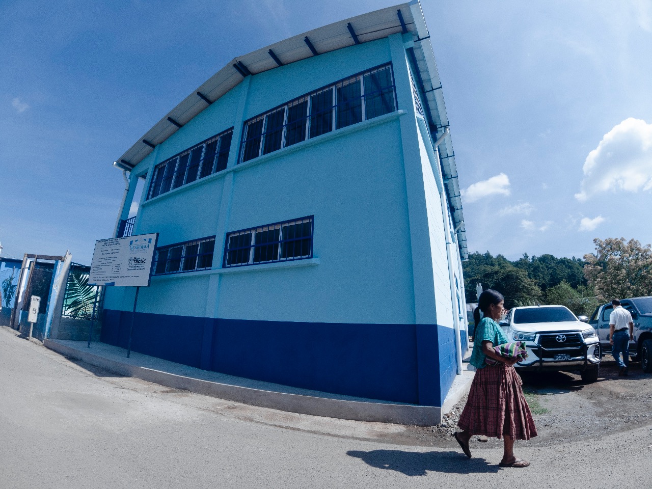 Comunidad de Tactic cuenta con escuela renovada