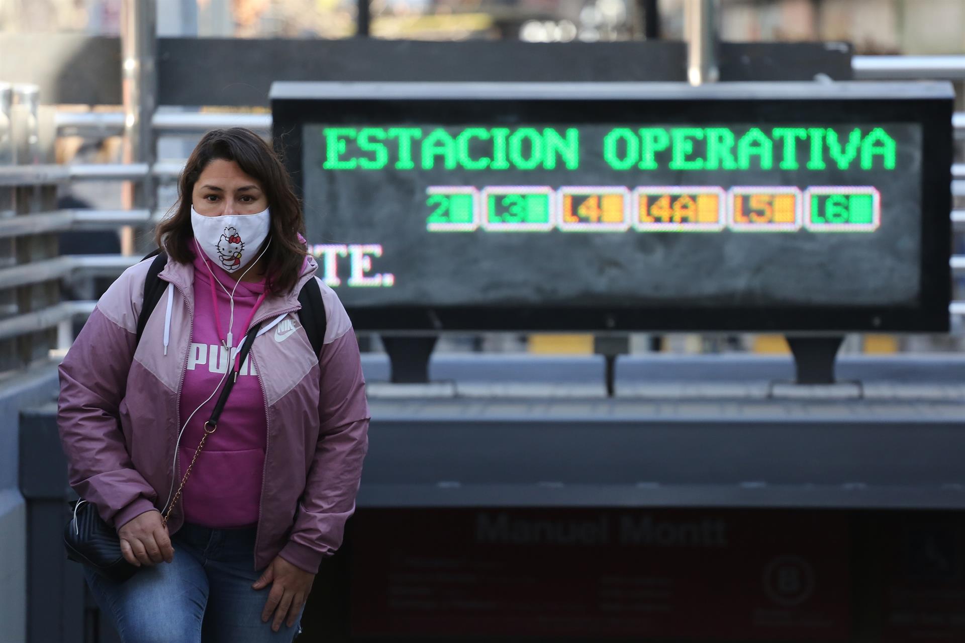 Chile anuncia nuevos desconfinamientos a dos días de megacomicios
