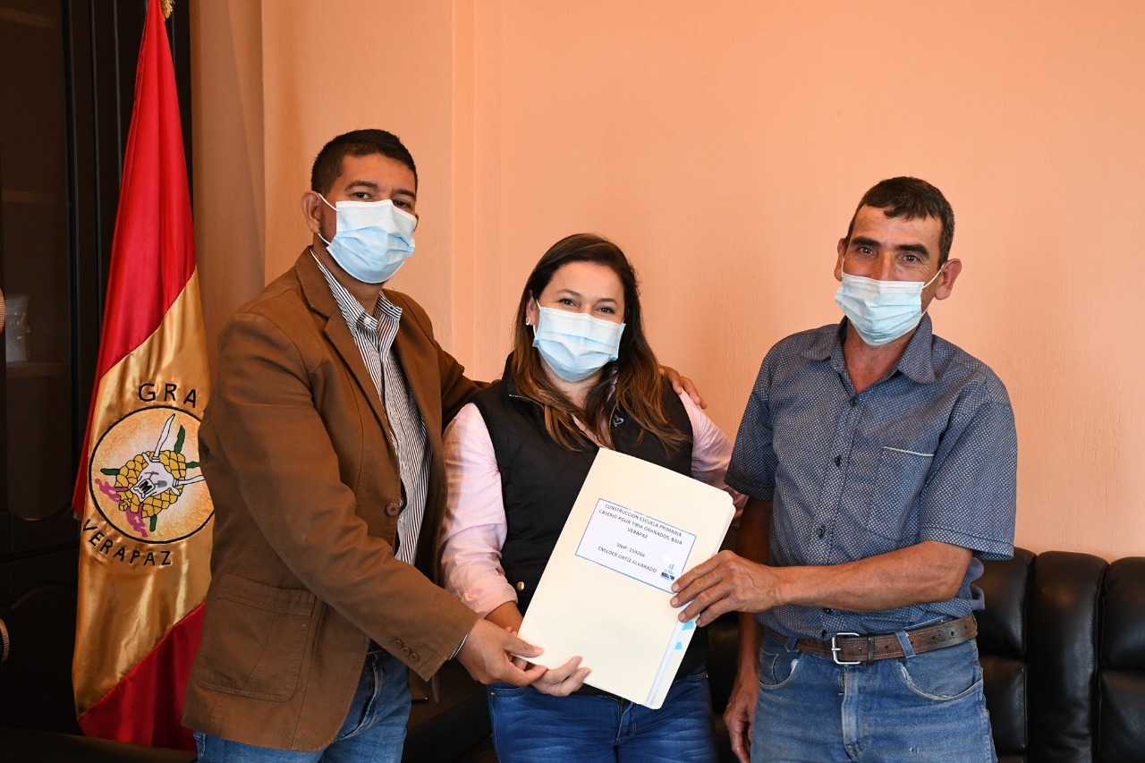 Firman convenios para ejecutar proyectos de desarrollo en Granados, Baja Verapaz