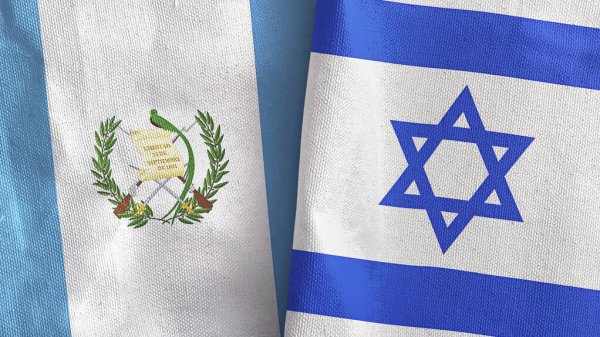 Mezcla banderas de ambas naciones