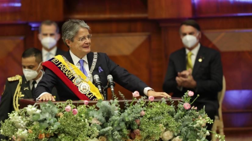 El conservador Guillermo Lasso jura como presidente de Ecuador