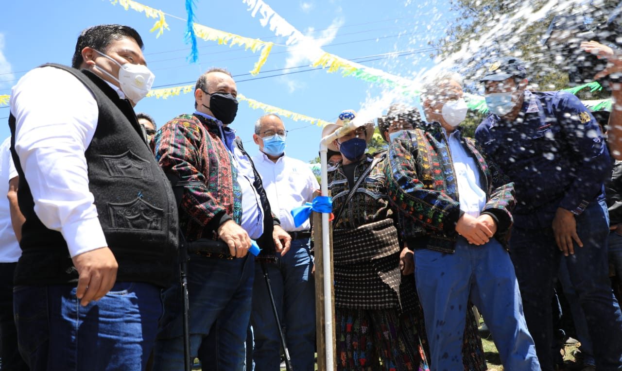 Presidente Giammattei inaugura Unidad de Riego Xibalbay, en Sololá