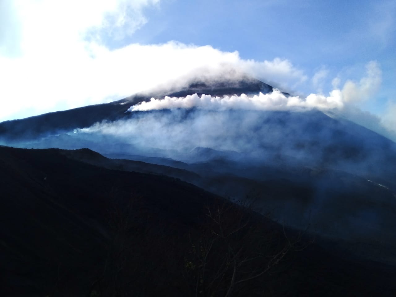 Insivumeh comparte las condiciones de los volcanes activos en el país
