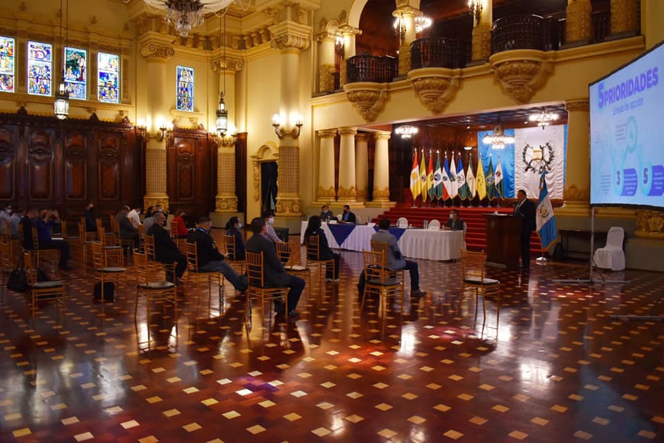 Desarrollan taller para planificar las oficinas municipales de agua y saneamiento