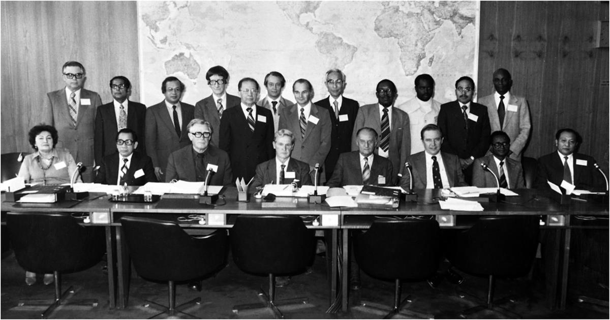 La trigésima tercera Asamblea Mundial de la Salud declaró oficialmente la erradicación de la viruela en el mundo./Foto: OMS.