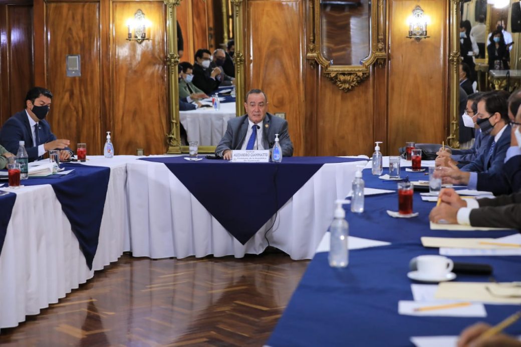 Ejecutivo se reúne con representantes del sector turismo para impulsar su reactivación