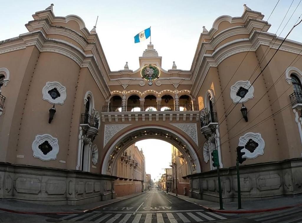 Anuncian cierre temporal de sede central de Dirección de Correos y Telégrafos