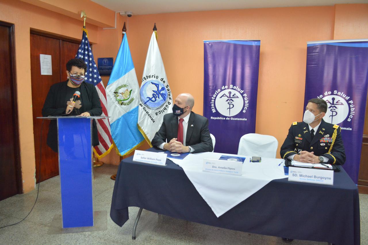 El Gobierno de Estados Unidos donó 6 congeladores para la protección de vacunas contra el COVID-19