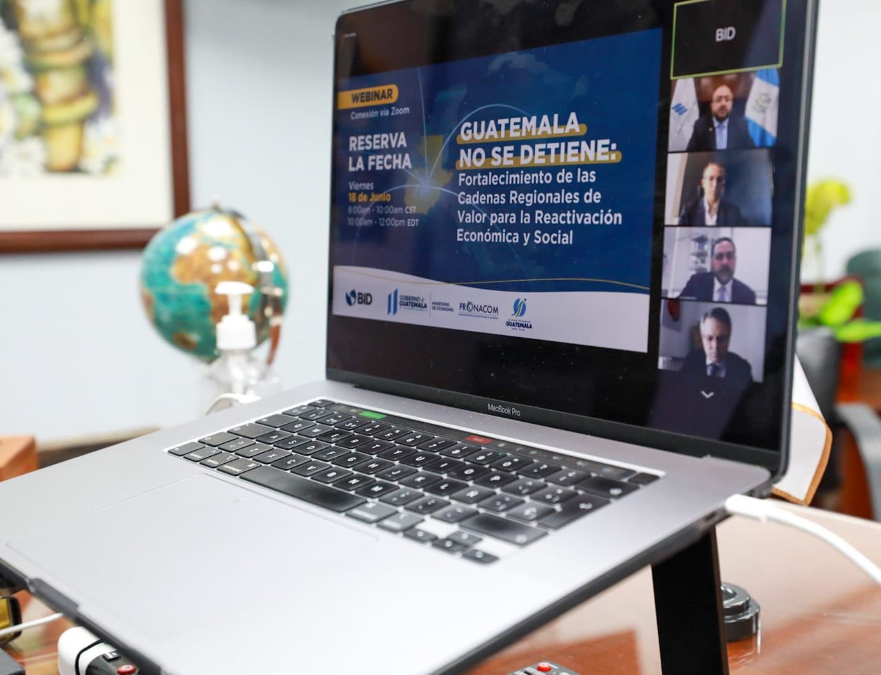 El foro Guatemala no se detiene se realizó de forma virtual este viernes.