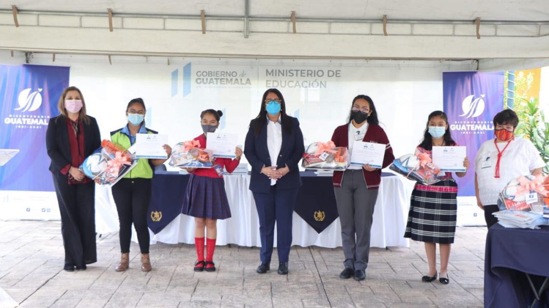 Culminan taller de formación de niñas lideresas