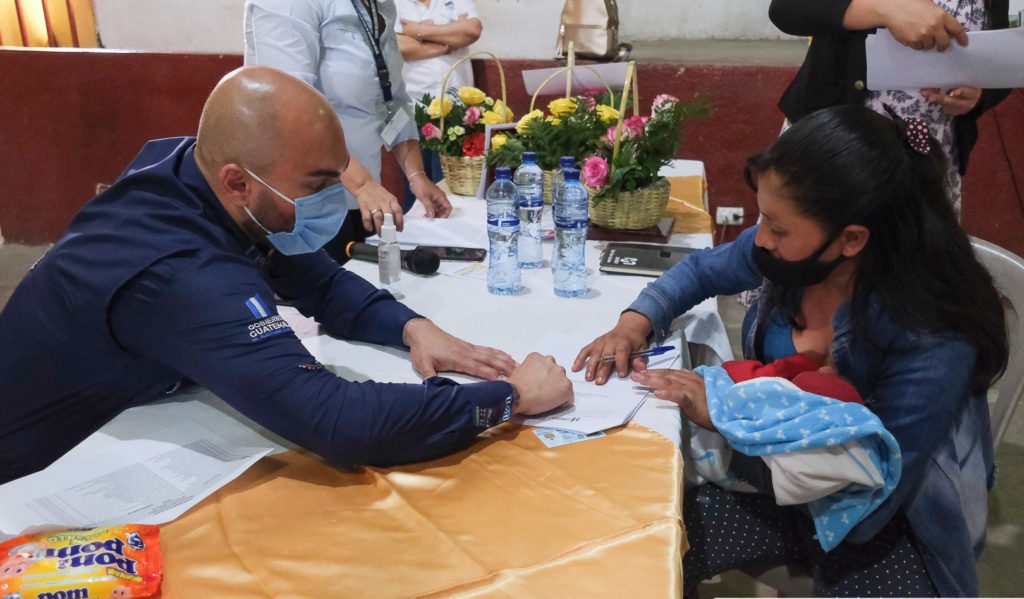 Integran a 143 personas a programa de Subsidios Familiares