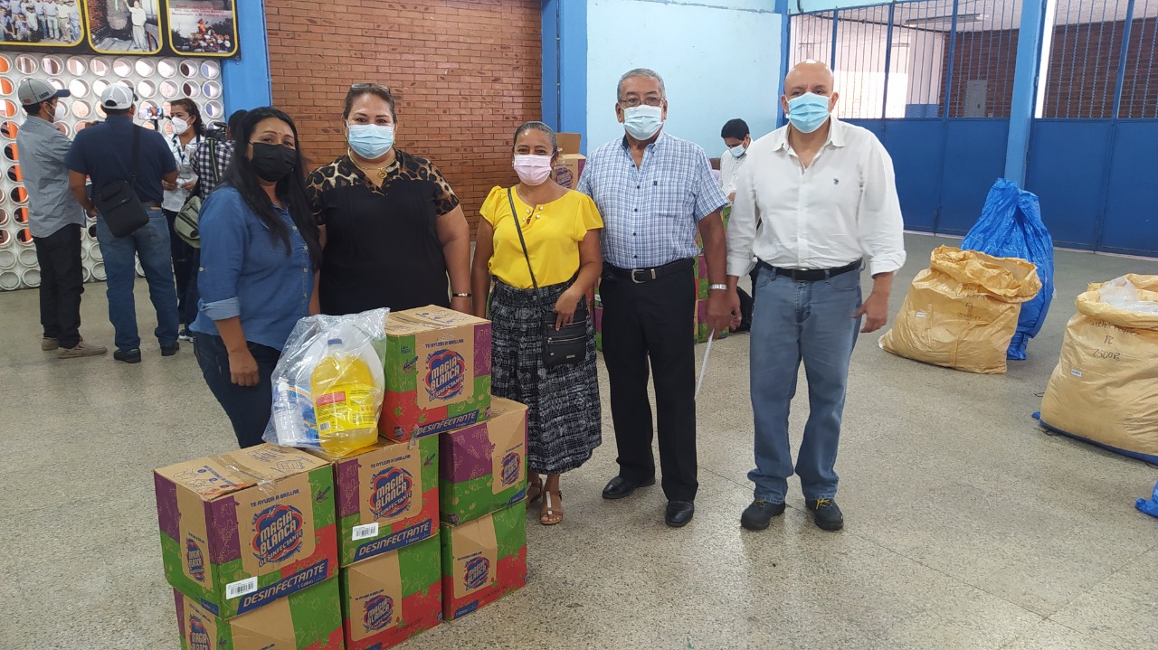Culmina entrega de kits de higiene en centros educativos de Suchitepéquez