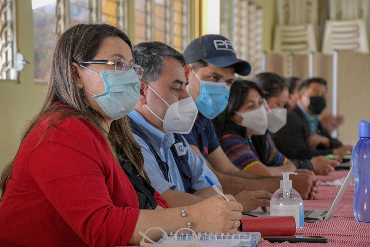 Analizan avances y retos para el desarrollo de Baja Verapaz