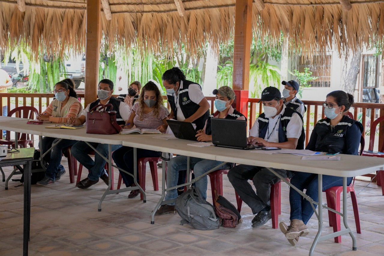 Discuten acciones de bienestar para la población en Baja Verapaz