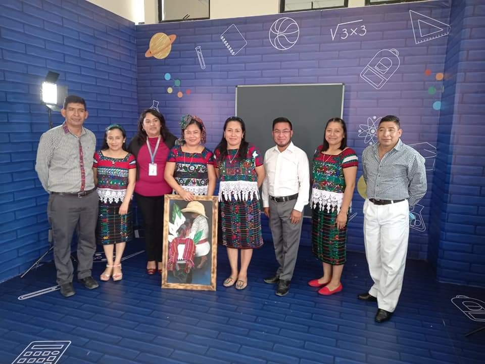 Docentes huehuetecos graban segmentos educativos en idioma aguacateco