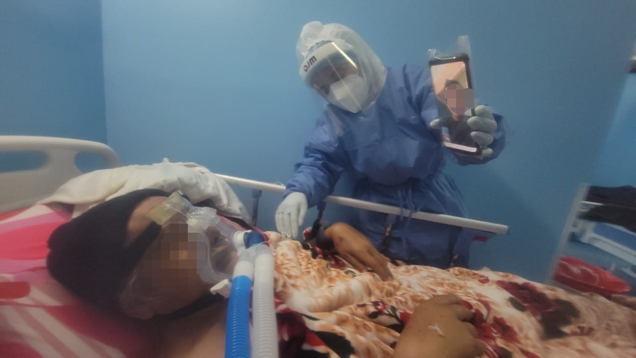Videollamada del Día del Padre a pacientes con coronavirus en Hospital de San Marcos
