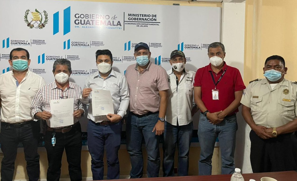 Autoridades logran acuerdos para restablecer electricidad en municipios de Zacapa