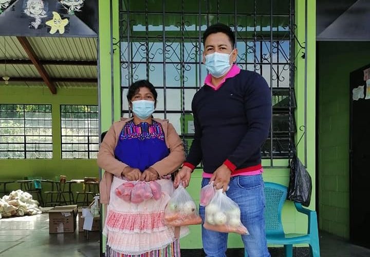 Niños de Huehuetenango se favorecen con nueva dotación de alimentos escolares