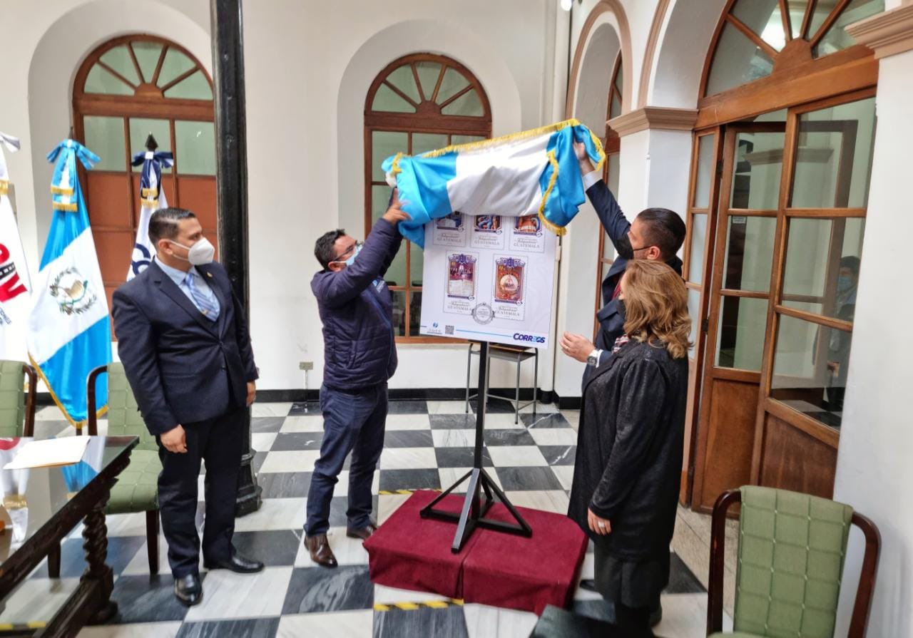 Correos y Telégrafos lanza sellos postales del bicentenario de independencia