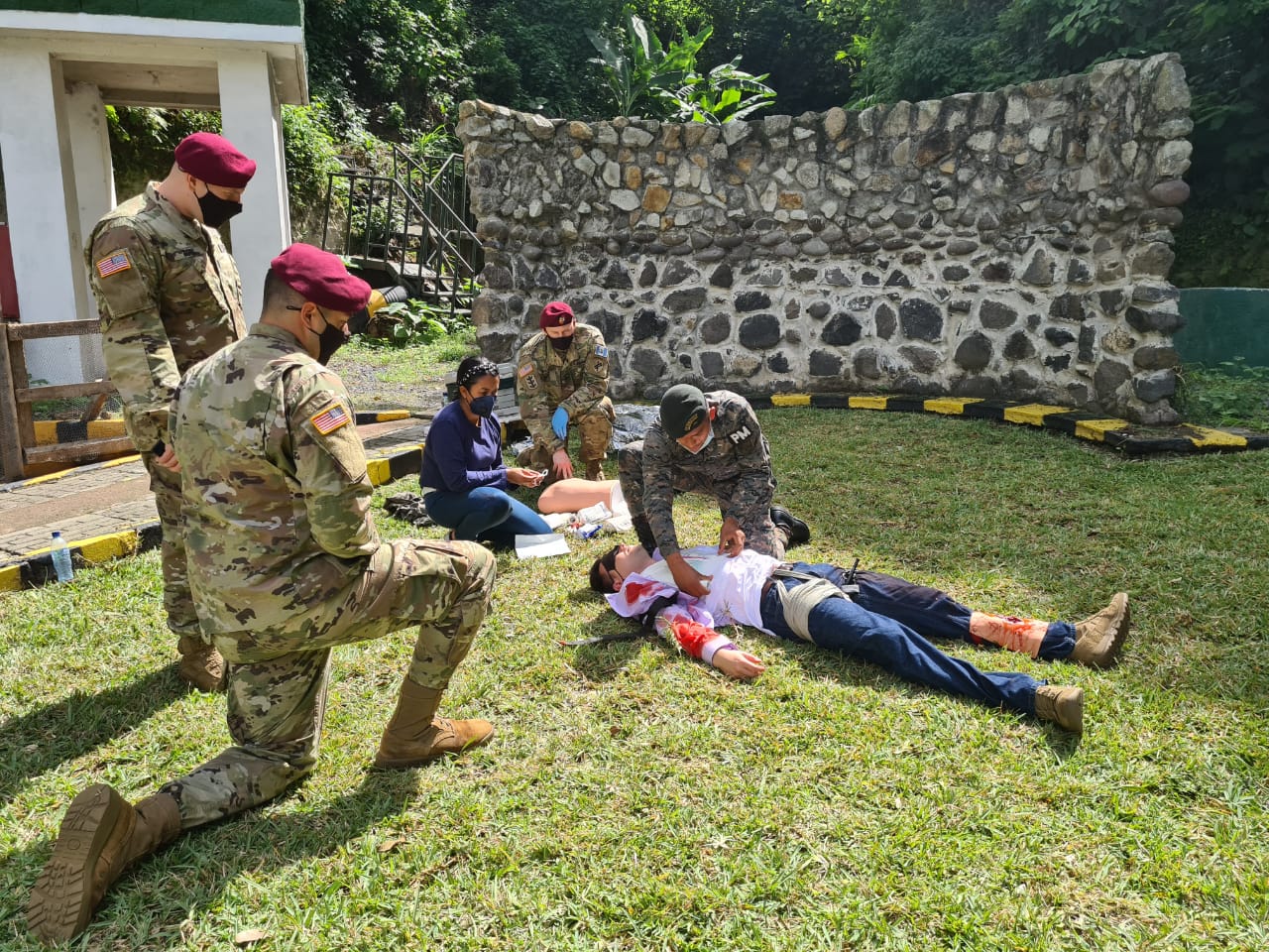 Militares estadounidenses capacitan a soldados guatemaltecos en respuesta a desastres naturales