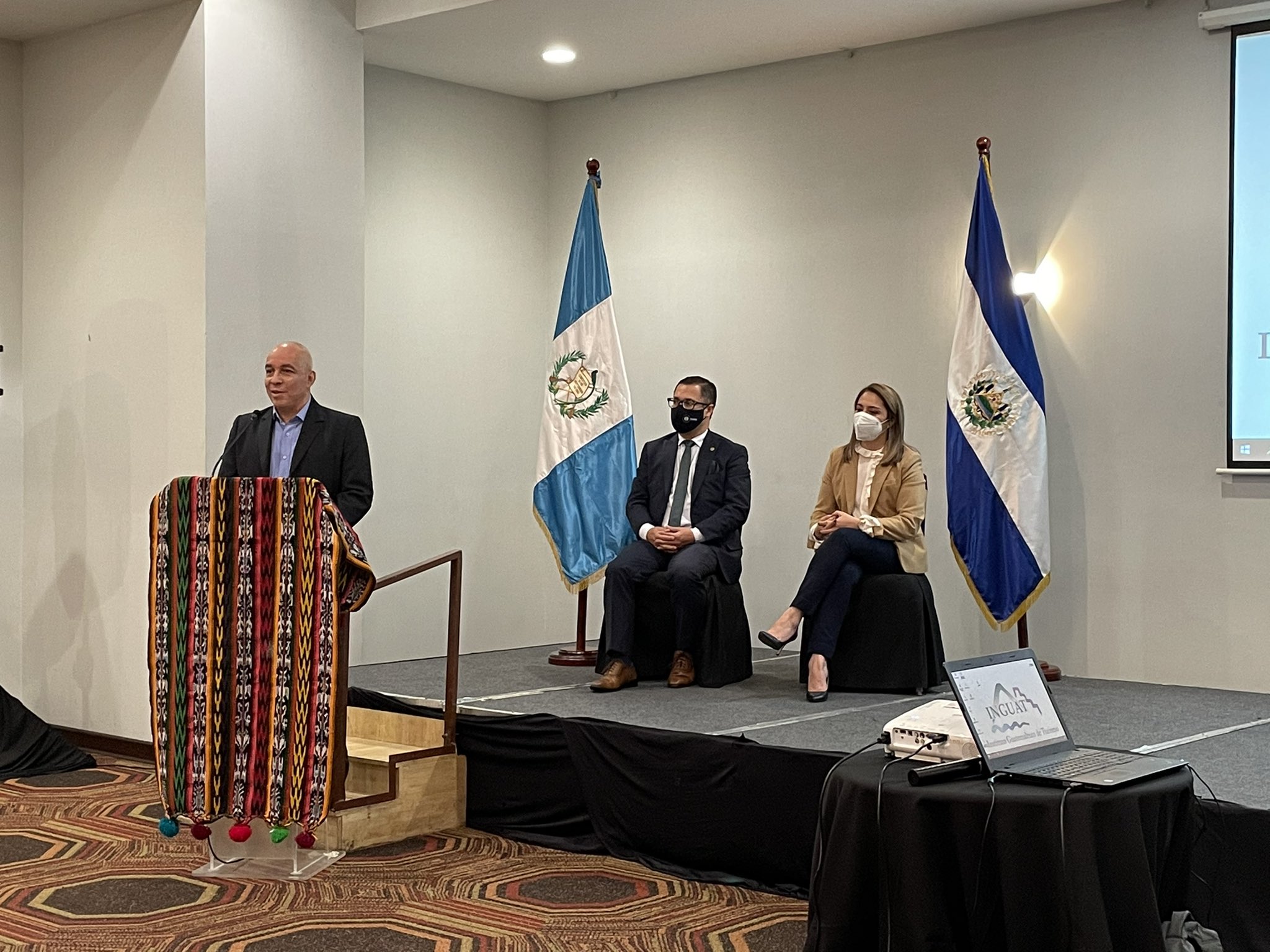 Desarrollan tercera rueda de negocios entre empresarios de turismo de El Salvador y Guatemala