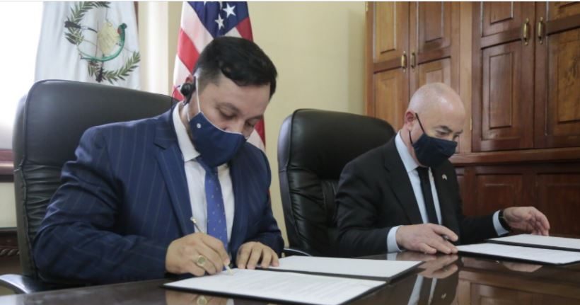 Guatemala y Estados Unidos fortalecerán puestos de control fronterizos
