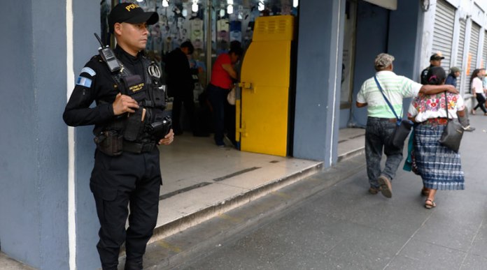 Policía Nacional Civil desplegará agentes por pago del bono 14