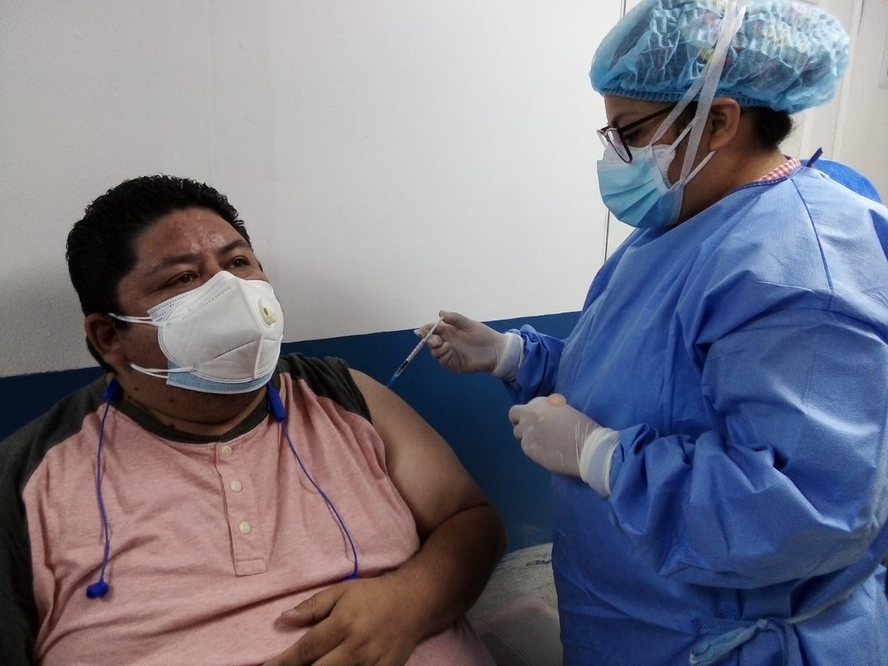El Ministerio de Salud habilitó más de 700 centros de vacunación contra el COVID-19