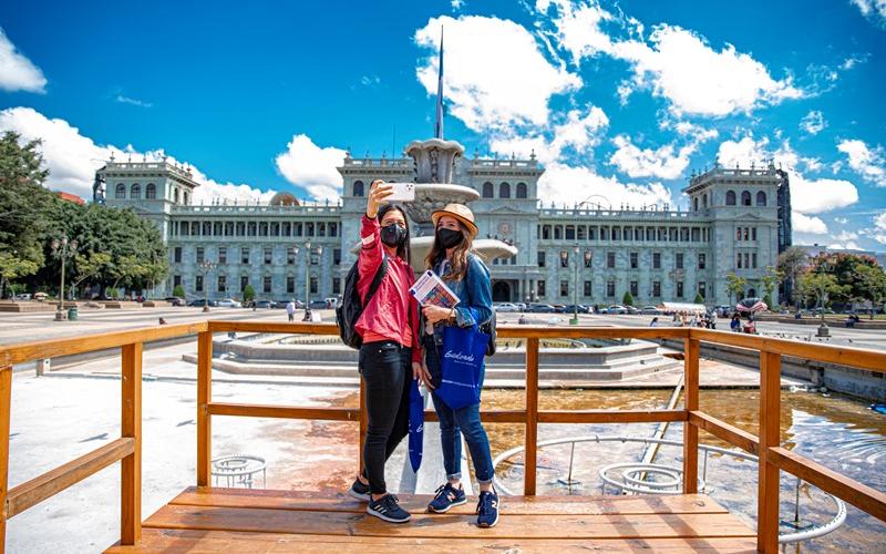 Cuáles son los tres circuitos turísticos que conforman la Ruta Bicentenario
