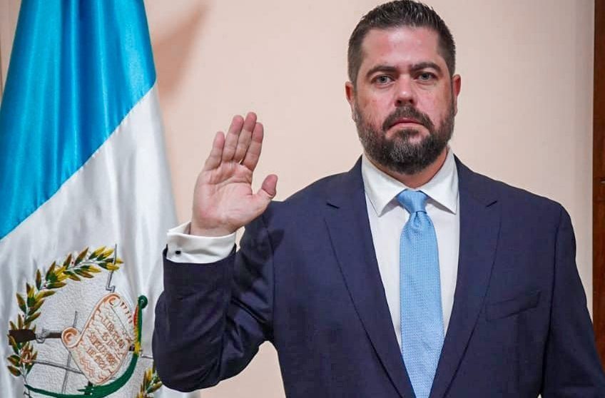 Juramentan a Javier Maldonado como ministro de Comunicaciones