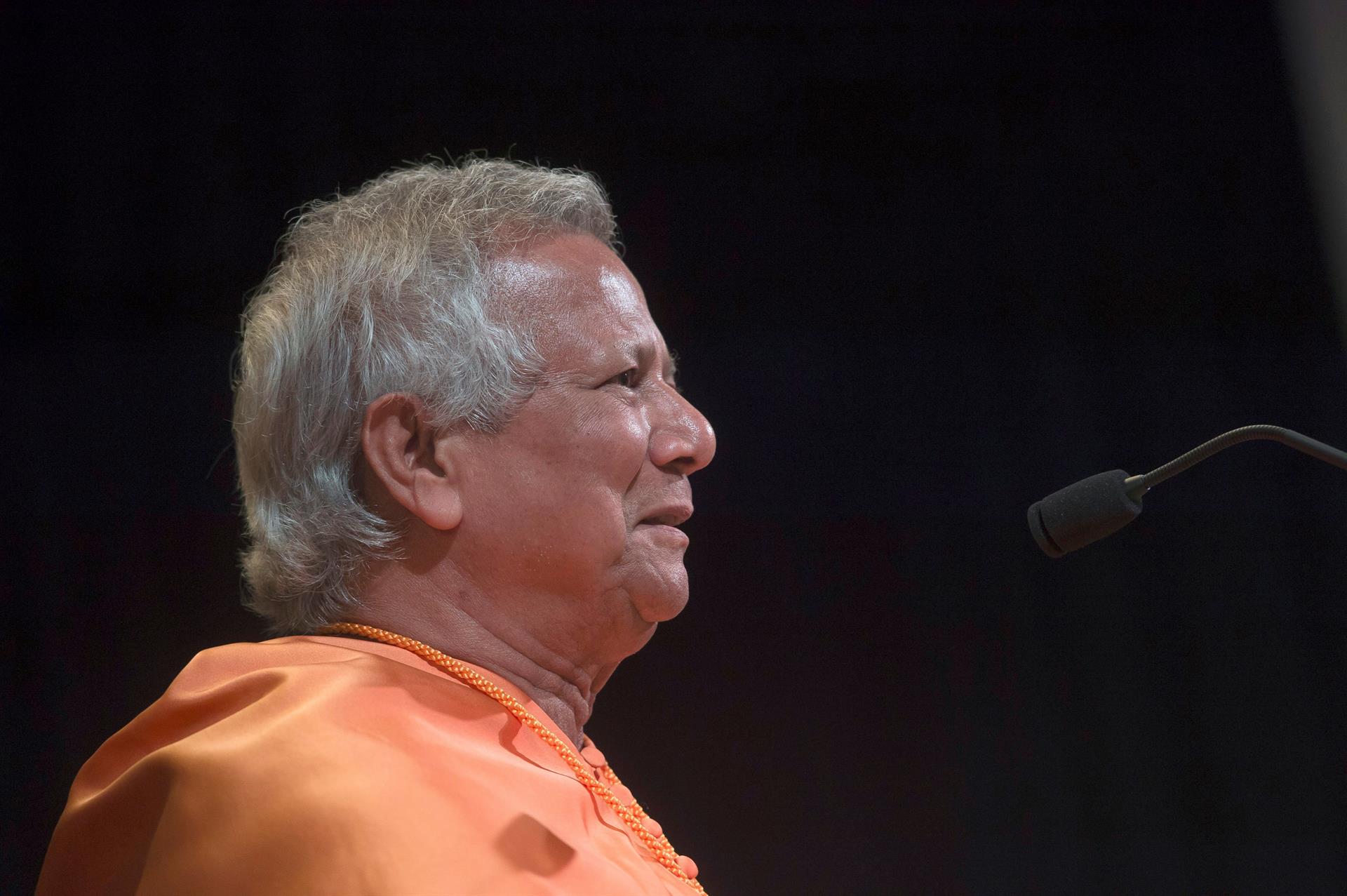 Yunus: La pandemia es una oportunidad histórica para impulsar el emprendimiento