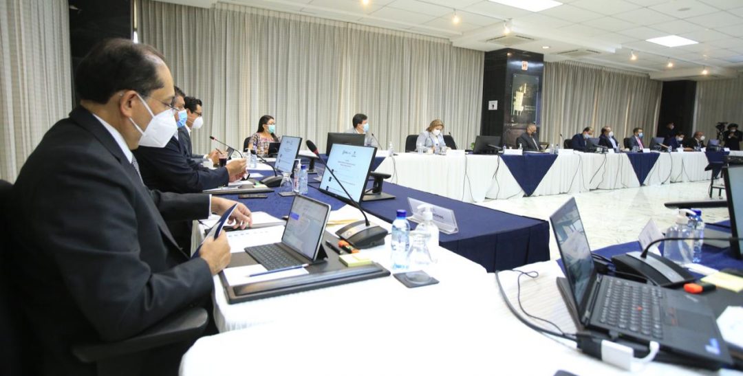 Prevén continuación de dinamismo económico en el país