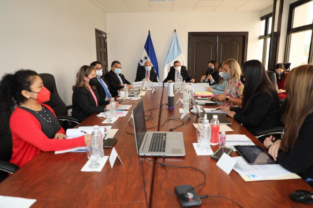 Honduras y Guatemala conversan sobre saneamiento del río Motagua