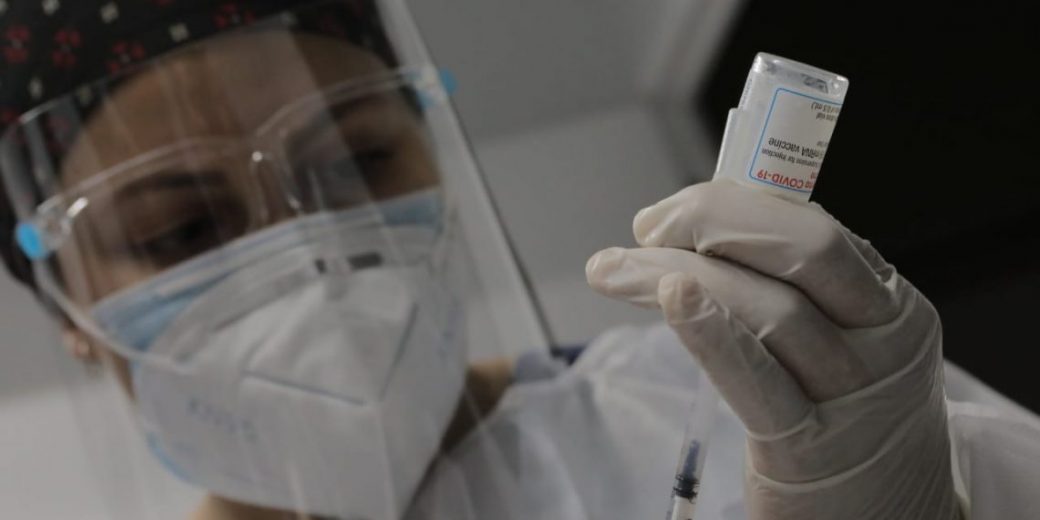 Hacen llamado para que maestros se registren en Plan Nacional de Vacunación contra COVID-19