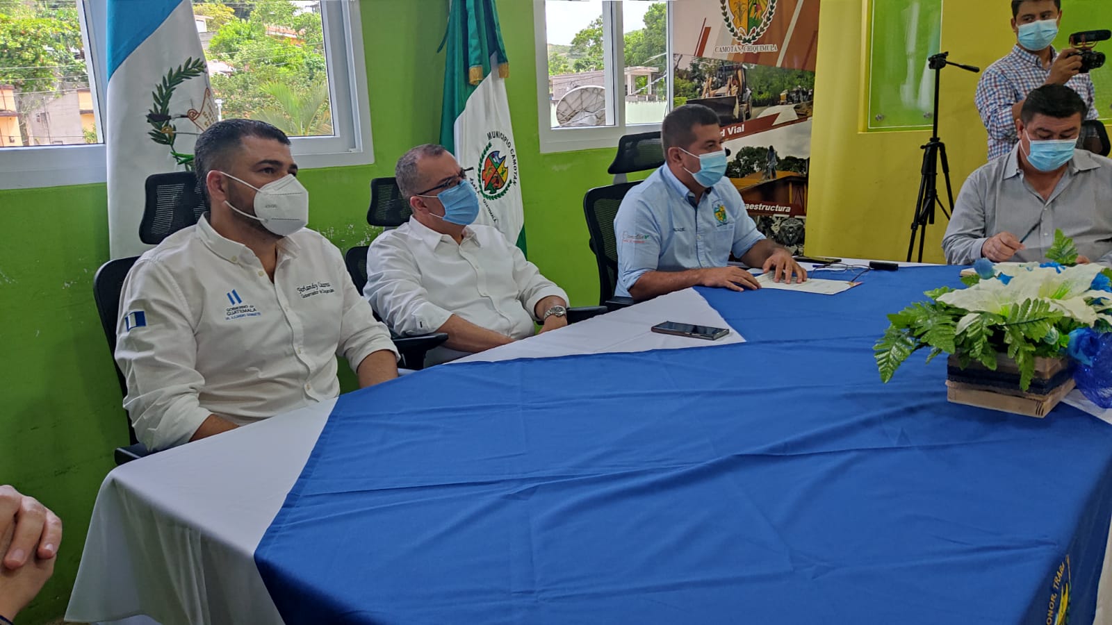 Autoridades de Cultura verifican daños en iglesia de Camotán