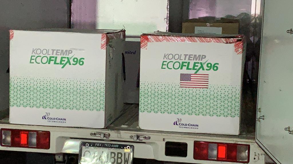 Nuevo lote de dosis de vacuna contra COVID-19 llega a Totonicapán