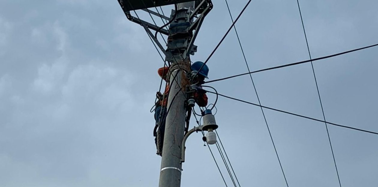 Apuestan por diálogo para solucionar conflicto por energía eléctrica en Izabal