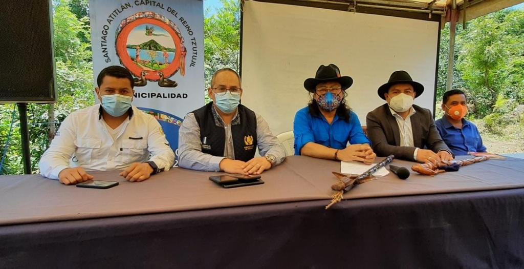 Empieza la construcción de instituto en Santiago Atitlán