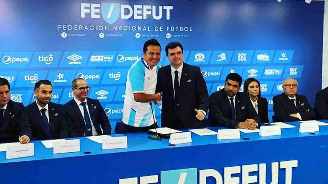Tras dos fracasos, Fedefut separa a Amarini Villatoro de la selección guatemalteca