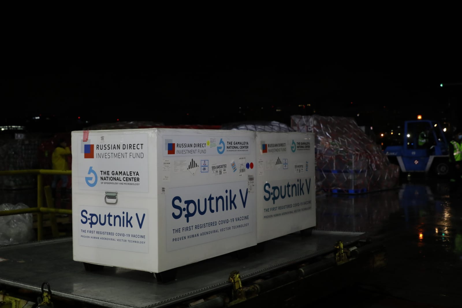 Arriban 100 mil dosis de la vacuna rusa Sputnik V