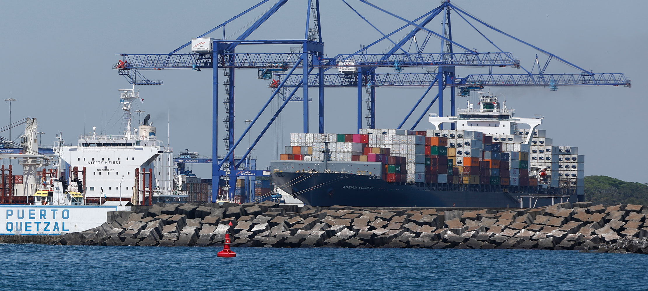 Firman convenio para reducir tiempos y costos en las exportaciones