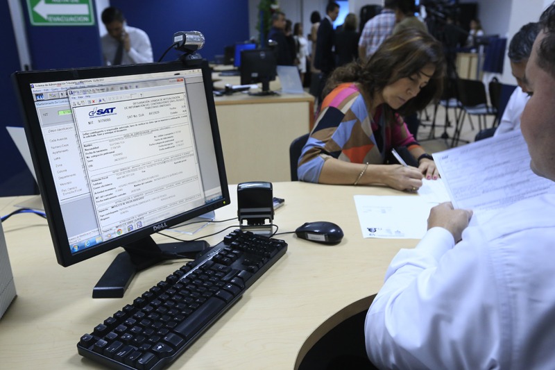 Inhabilitan facturas de mil 60 establecimientos comerciales