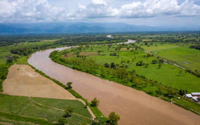 Plan de acción contribuye a la reducción de desechos en desembocadura del río Motagua